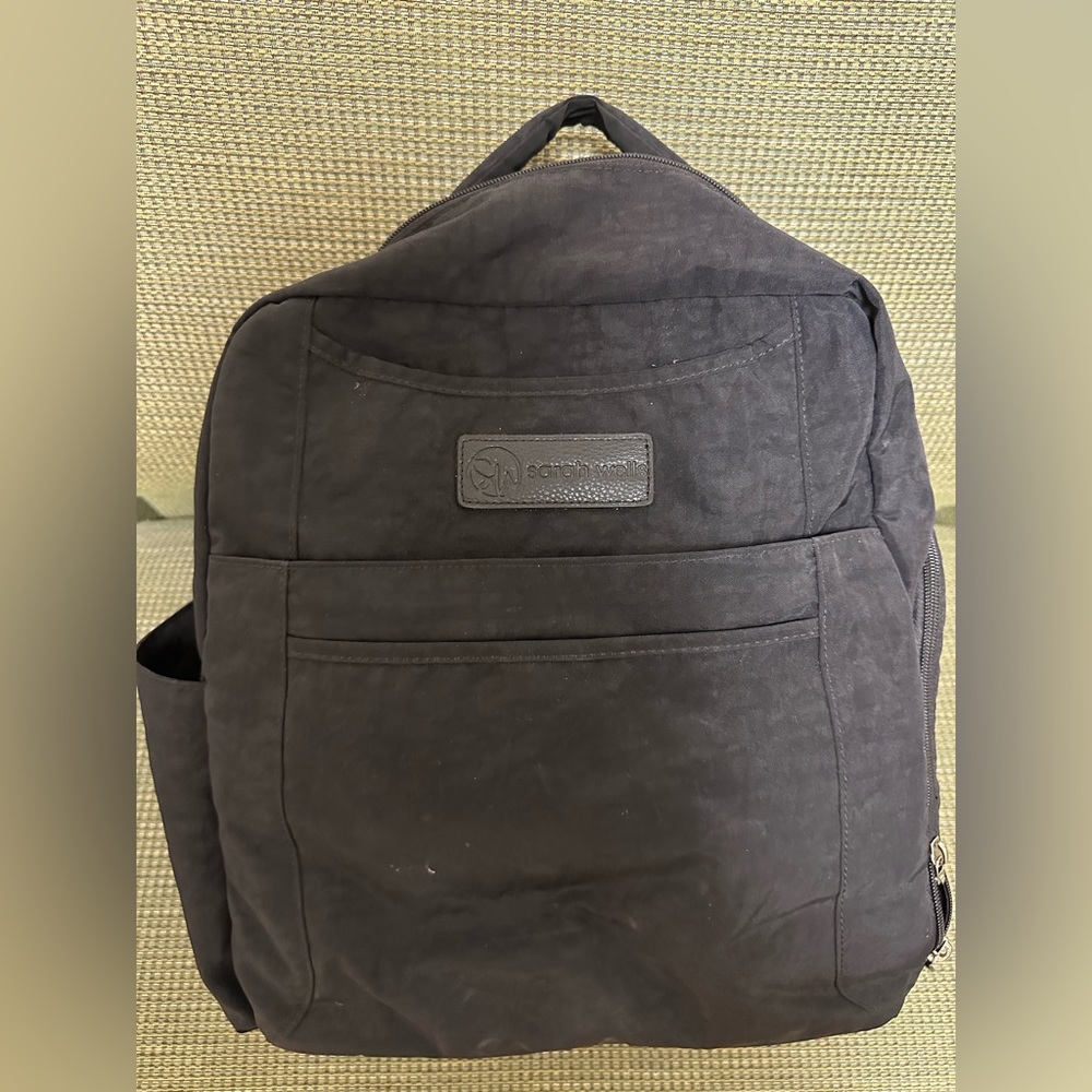 Sarah Wells Kelly pump backpack. Excellent condition!